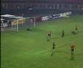 Anonimo segna un goal di tacco incredibile Anonimo segna un goal di tacco incredibile