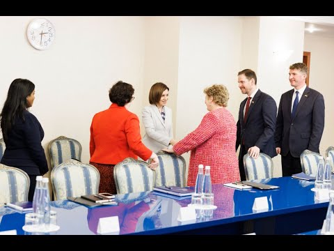 Președinta Maia Sandu a avut o întrevedere cu o delegație a Comisiei pentru Afaceri Externe a Parlamentului Regatului Unit