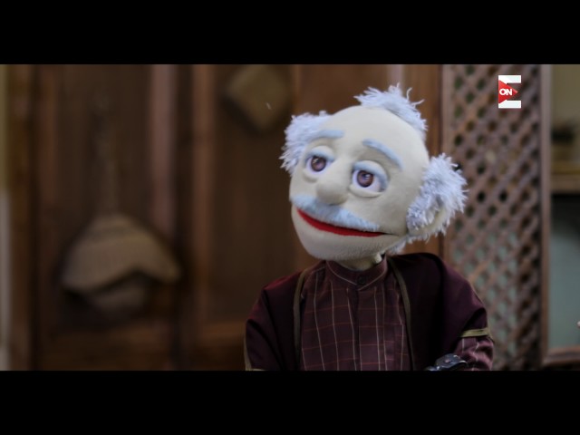 مسلسل زووو - سامح لــ جدو شرف : ممكن تحل معايا الاسئلة عشان عندى امتحان بكرة