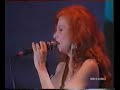 Milva sings \"Quando il sipario\" (When the curtain)