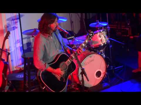 Dave Grohl - Everlong - private event @ Boulevard3 in Hollywood -10-24-13