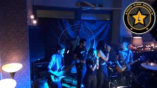 Smells Like Teen Spirit - Nirvana - Cover by Rock Star School