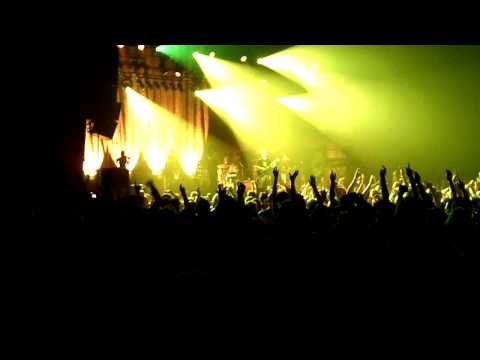 Film eens wat minder tijdens een concert YouTube Preview Image
