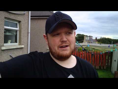 how to on front camera in sony xperia