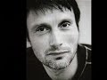 Mads Mikkelsen piccies set to Republica's 'Drop Dead Gorgeous'