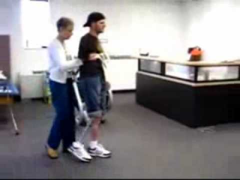 male amputee RAK right above the knee walking
