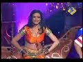 Jaswir Kaur performing on Ek Se Badhkar Ek.