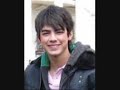 I LOVE JONAS BORTHER!!!!