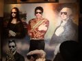 Michael Jackson 'Moonwalk' glove set to sparkle at auction