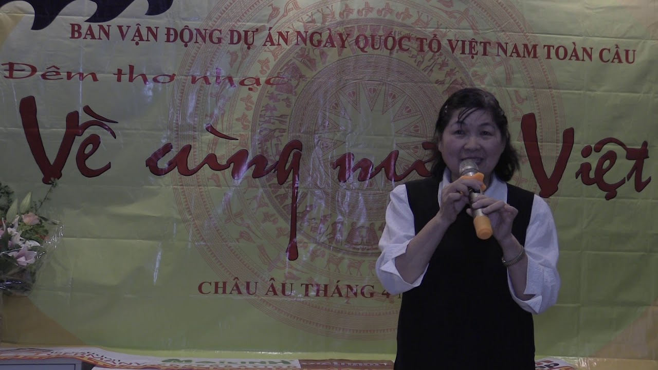 VIDEO: CHỊ HỒ NGA TRONG ĐÊM THƠ:´VỀ CÙNG NƯỚC VIỆT´TẠI BERLIN