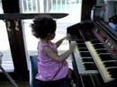 La pequena organista La pequena organista
