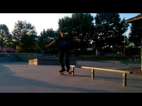 Feeble grind