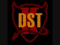 K DST Toto Hold The Line