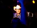 blake-shelton-dont-make-me.html
