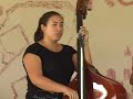 na lihau hannahs i haku i keia mele a e himeni ana 'o ia ma ka la ho'okuku 'olelo hawai'i ma ke kulanui o hawai'i ma manoa i kapa 'ia 'o mukiki wai na mamo o manoa. malama 'ia ia ho'okuku ma ka la 3 o mei 2007.
