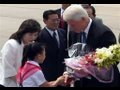 Bill Clinton visits N. Korea, US journalists released.