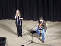 mein auftritt beim franz�sischen abend
titel: teri moise - je serai la
begleitet von meinem franz�sischlehrer