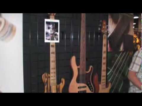 Bass Musician Magazine - Bass Musician Magazine NAMM 2013 Photos Part 1