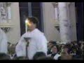 Messdiener in Flammen