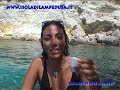 Un Documentario di Stella Gasparri,figlia del noto attore di fotoromanzi Franco.
Ai microfoni di www.isoladilampedusa.it un giorno d'estate a Lampedusa.