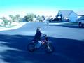 videos de Hannah learns to ride a bike.