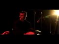 sintesis de una presentacion de slonovski bal en un teatro en francia.