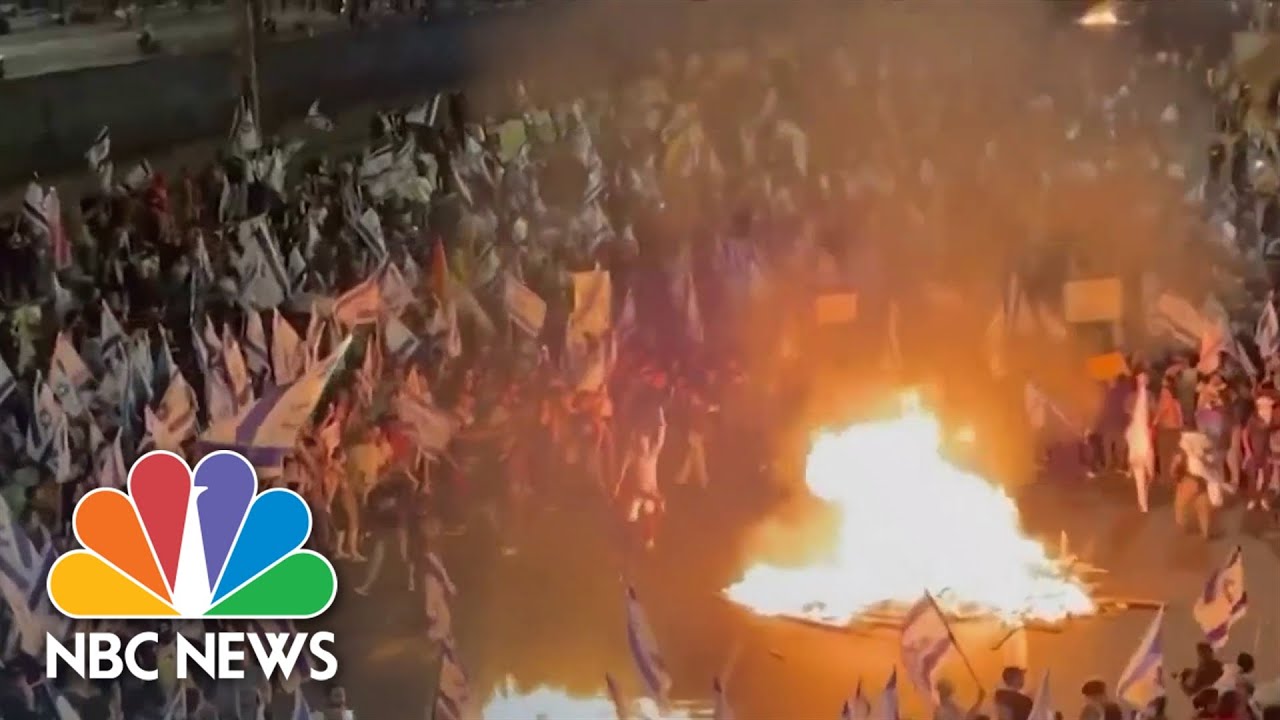 Rallies, Clashes Roil Israel as Netanyahu "Pauses" Gutting of Judiciary, and Far Right urges use of "Gasoline and Guns" on Protesters