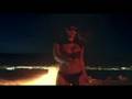 kanye-west-flashing-