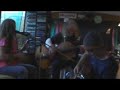 Chillele Rehearse aboard road liner Lue Wort