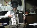 山のかなたに . アコーディオン 独奏西條八十 作詞服部良一 作曲