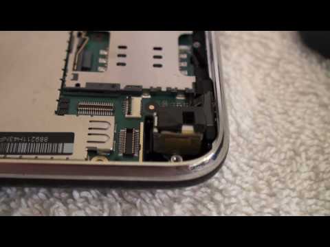 How To Replace a Battery on an Apple iPhone 3GS