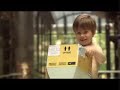 huggies ad