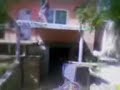 un pardaf care ishi arunk bicla=))