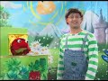 שיר קליט מתחיל בכלי אחד, בדרך כלל פסנתר..