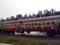 videos de Hanya di INdia - cara dan gaya menaiki keretapi
