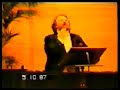 CHRIS MERRITT SINGS 