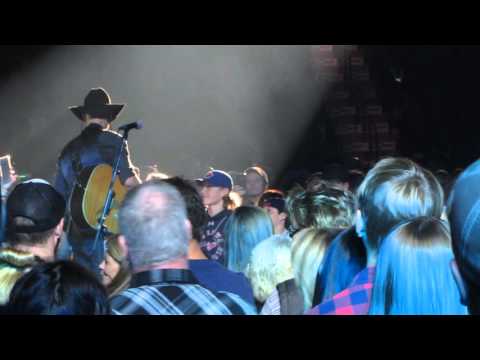 I DO - Paul Brandt - Oct.17,2015-CHAR video