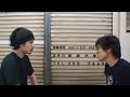 漁師と携帯電話　/　30cm至近距離