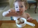 I got puddin on my finger!