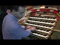 Jelani Eddington is demonstrating the Sanfilippo Wurlitzer theatre organ to the Finnish organist Kalevi Kiviniemi. Without doubt, this instrument is the best of all in its category. The Sanfilippo Victorian Palace is an amazing place. There are hundreds of music machines and phonographs, gaming machines, number of steam engines in sizes of centimeters to meters, and much more. (Background noise means a maintenance group in work.)