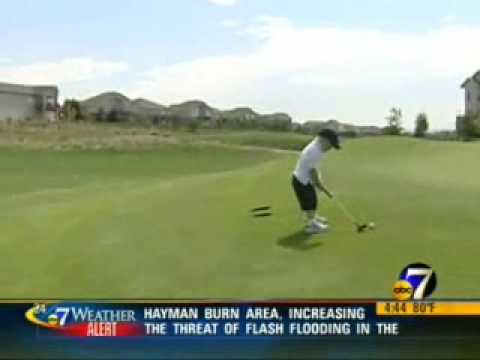 2-Year-Old Has Perfect Golf Swing, Nice Kid vs Tiger Woods