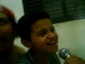 daniel pagando de cantor no karaoke