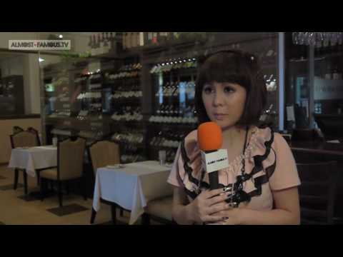 almost-famous.tv “Whassups” 090210 – Coscafe