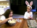 03-23-08 Auri GB cupcakes.AVI