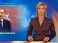 Die Zementierung einer türkischen Parallelgesellschaft durch die Hintertür rein türkischsprachiger Schulen und Universitäten in Deutschland als Förderung einer gewaltlosen Eroberung der Bundesrepublik Deutschland? Was denkt sich Erdogan als Entwicklung für die weiteren 20 oder 30 Jahre? Kopftuchzwang für deutsche Frauen? Zwangsverheiratung mit nachziehenden Männern aus der Türkei? Türkisch-deutsche Doppelspitze im Kanzleramt?