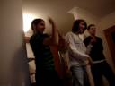 muchachada jugando al eye toy