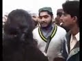 جنوری دوھزار چھ  کو انسانی حقوق کمیشن پاکستان کے وفد نے عاصمھ جہانگیرکی قیادت میں صحافیوں کے ھمراہ ڈیرہ بگٹی کا دورہ کیا۔یہ ویڈیواسی دورے کی تفصیلات پر مشمتل ھے۔