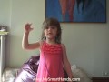 moon-ASL-sign-for-mo