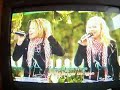 Malin og Celine synger 