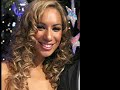 Leona Lewis and Kelly Clarkson sing A Moment Like This Leona Lewis and Kelly Clarkson sing A Moment Like This